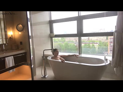 ❤️ Gagică imensă care își masturbează cu pasiune păsărica în baie ️❌  at ro.kiss-x-max.ru ❌